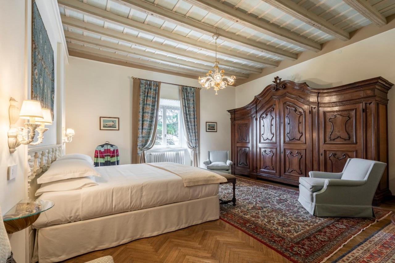 بيرغامو Foresteria Di Palazzo Radici المظهر الخارجي الصورة