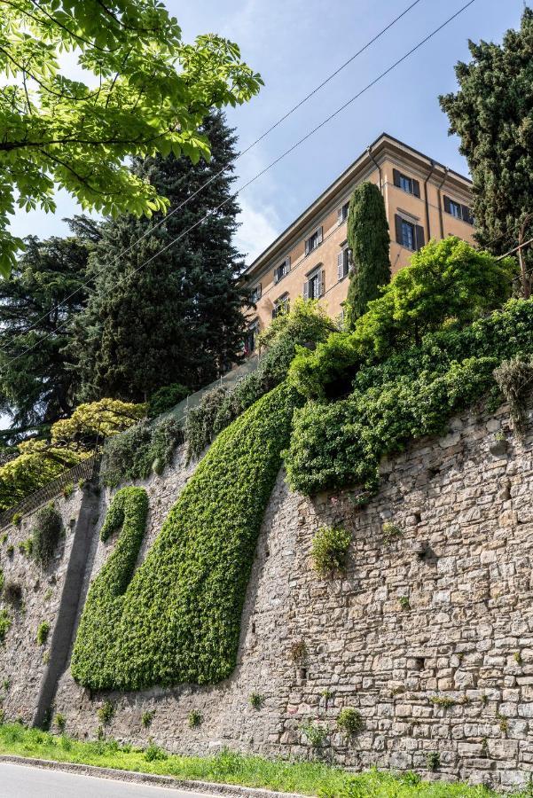 بيرغامو Foresteria Di Palazzo Radici المظهر الخارجي الصورة