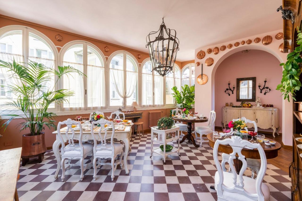 بيرغامو Foresteria Di Palazzo Radici المظهر الخارجي الصورة