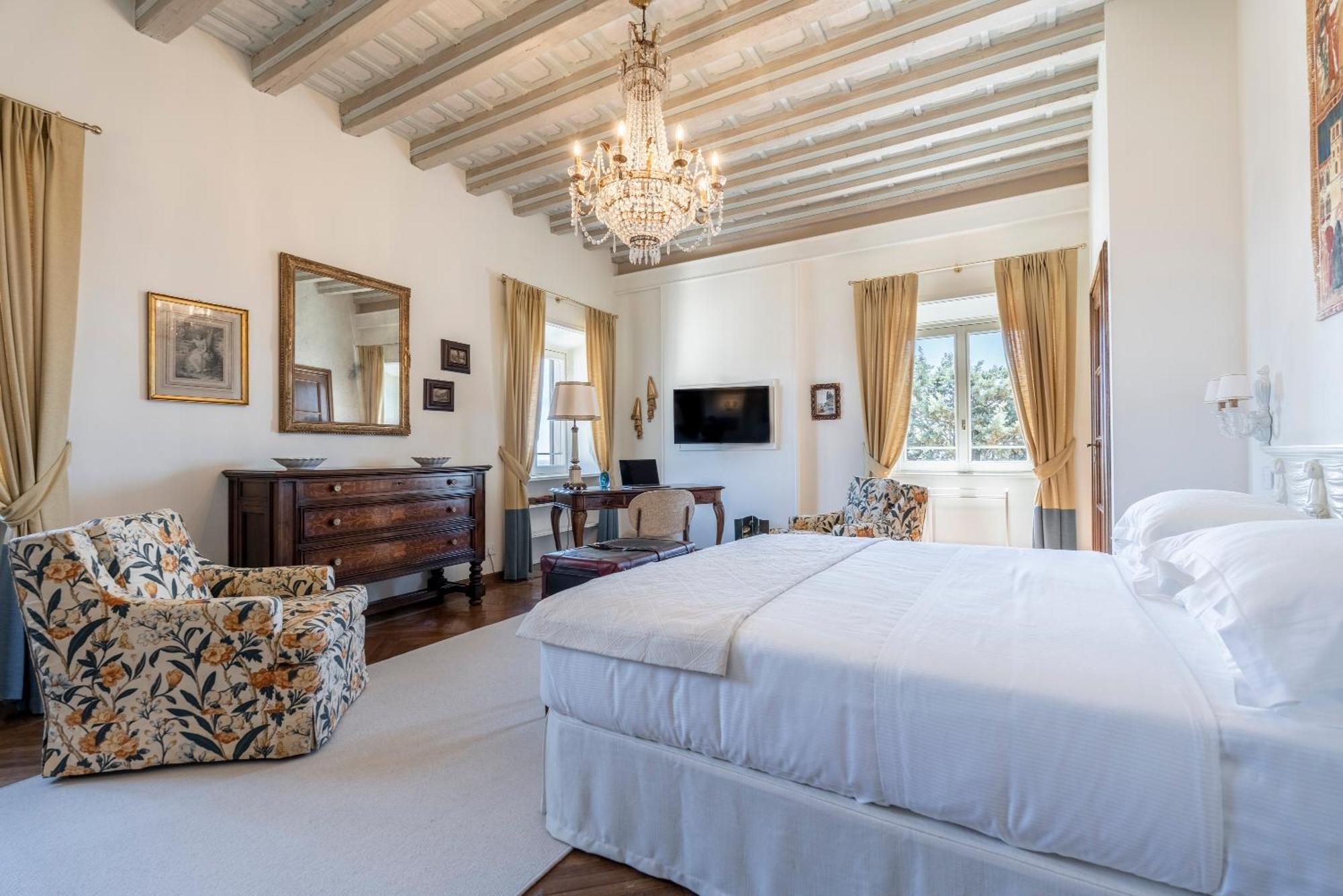 بيرغامو Foresteria Di Palazzo Radici المظهر الخارجي الصورة